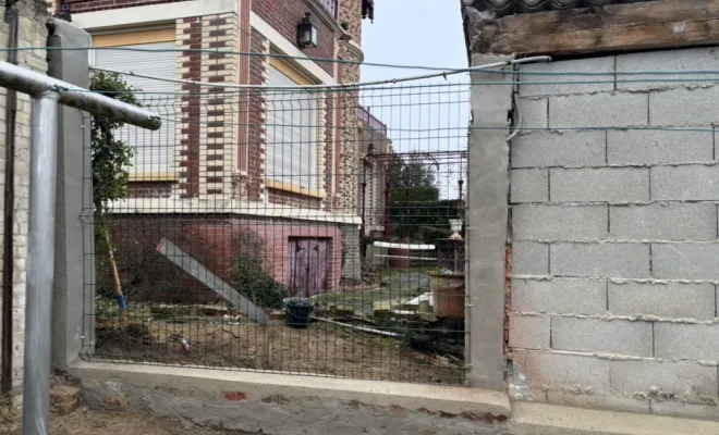 Démolition et reprise d'un mur à Soissons, Soissons, Joachim Services